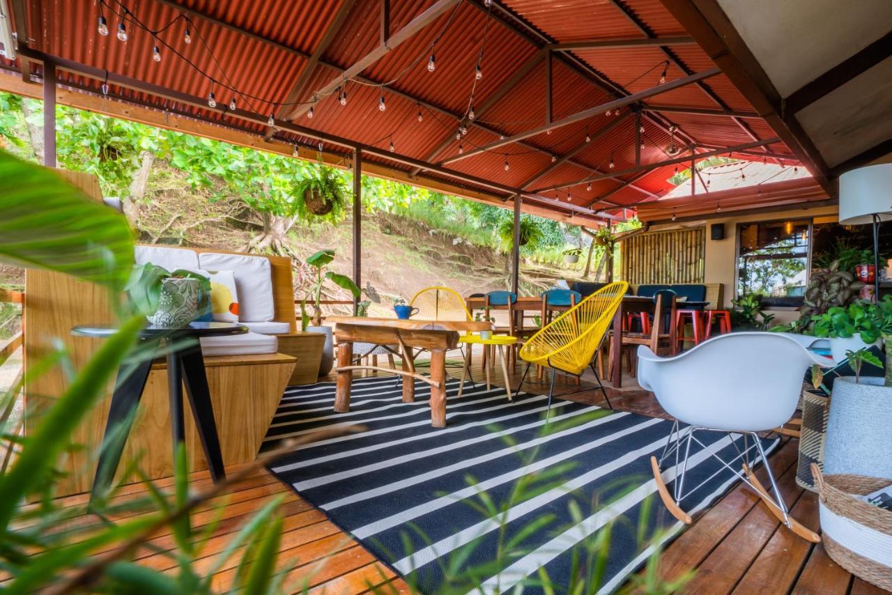 Surf Synergy All-Inclusive Surf Retreat Jaco Exterior photo