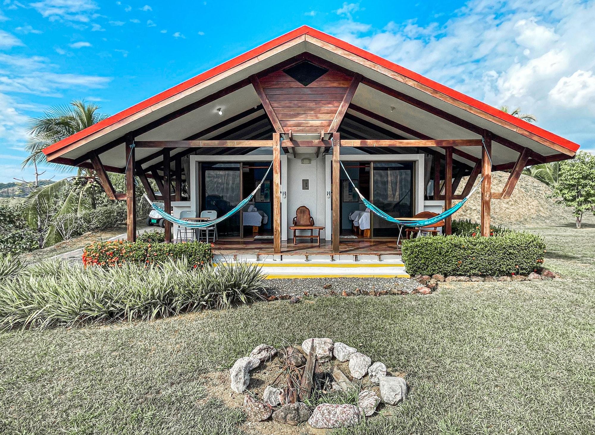 Surf Synergy All-Inclusive Surf Retreat Jaco Exterior photo